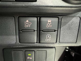 アイドリングストップ機能がついているので、停車時にエンジンを止めて燃料消費を抑えます。環境にもお財布に優しいですね♪