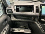 収納スペースもたくさん有ります☆車検証や小物類などすっきり収納♪