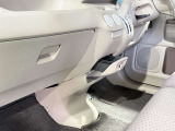 ☆車内の隅々まで徹底クリーニング!目に見えない汚れも落とします!除菌ウイルス除去・消臭でお子様にも安心!