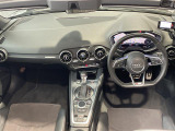 TTロードスター 2.0 TFSI クワトロ 4WD 