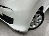 前後バンパーに取り付けられた合計8つのセンサーでアクセルとブレーキの踏み間違いを防止してくれます!前方はカメラを利用して車と歩行者を検知して止まってくれます!(使用には一定の条件がございます。)