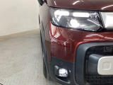 【LEDヘッドライト】ディスチャージヘッドライト(HID)と同等の明るさで、夜道や雨天走行が明るく視界良好!!
