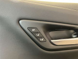 パワーシート搭載。微妙な調整が手軽にでき、ピッタリなポジションで運転することが可能です。