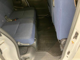 品質には自信があります!ハッピーの品質・キレイなお車をお届けさせていただきたい!そんな気持ちでキレイに仕上げております。フロアマットなどの清掃はもちろん、シート下なども徹底的に清掃しております。