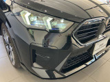 BMWでは古くから4つのリングが伝統のヘッドライトで御座います。