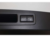 パワーバックドア操作部です。