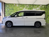 セレナ 1.2 e-POWER ハイウェイスターV 