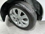 純正アルミホイールで、愛車をもっとカッコよく自動車メーカーが直接扱う純正アルミホイール。車種にマッチしたデザインで、愛車の個性を際立たせます。安全性や耐久性にも優れ、安心して使用できます。
