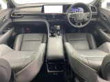 クラウンクロスオーバー 2.5 Z E-Four 4WD 本革シート