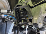 お車を安心してお乗りいただく為には、足回りの定期点検が欠かせません。サービスサポート(有償保証)では無料点検もご提供しており、安心のカーライフをお過ごしいただけるサポート体制が整っています。