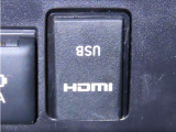 USB端子とHDMI端子を装備しております。
