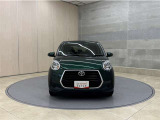 お車購入のポイントとなるフロントマスクです!かわいらしい目つきが印象的なデザインのヘッドランプです。