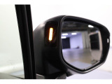 リヤヴィークルデティクション装備!斜め後方から接近する車を光りと音で警告!!