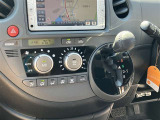 オートエアコン★温度を設定すれば車内を快適に保ってくれます♪