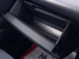 置き場所に困るティッシュボックスも入りそうですね。