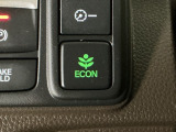 ★ECONスイッチ★ エコドライブを加速しよう!スイッチをONにすると、運転の仕方によるロスを抑え込み燃費をよくするようクルマが頑張ります(*^ー^*)燃費向上にチャレンジ♪