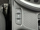 EVドライブモードで、エンジン音や排気ガスを気にすることなく走れます。早朝・深夜や屋内の駐車場などで重宝しますよ♪