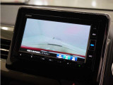 ◆バックカメラ◆リバースにするだけで映ります、後方の安全確認や、狭い駐車場での車庫入れ、雨の日や夜間など視界の悪い時に便利です!安全にバックする為には欠かせない装備です。