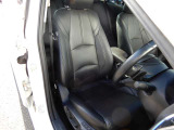 疲労を軽減するシートでどこまでも運転したくなる造りとなっています!