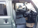 清潔で広々した座席です!是非、現車を見て体感してみてください。