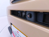愛知ダイハツのお店では、ダイハツ車を知り尽くしたプロフェッショナルなサービススタッフが、専用の診断機器を使って各システムを点検しております。