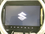 【メーカー純正9型ナビ】インテリアに溶け込むスタイリッシュな「専用設計」メーカーナビを装備♪視認性や操作性など基本性能にも優れ、より上質なカーライフをお楽しみいただけます。