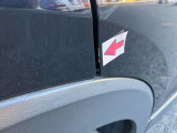 運転席側リヤドアに2cmほどのキズがあります