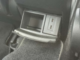 全国へのご納車を承っておりますので遠隔地のお客様にもご安心いただけます。(費用に関しましては、別途お見積りさせていただきます。)勿論、日本全国の正規ディーラーにて保証が受けられます。