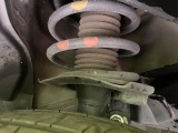お車を安心してお乗りいただく為には、足回りの定期点検が欠かせません。サービスサポート(有償保証)では無料点検もご提供しており、安心のカーライフをお過ごしいただけるサポート体制が整っています。