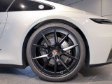 20/21インチ Carrera Sホイール(サテンブラック塗装)リア: 11.5 J x 21 ET 79 + 305/30 ZR21