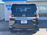 安心の最長10年・走行無制限保証(有償)をご用意。保証内容も充実はもちろん、無料点検&オイル交換や、年中無休の全国・24時間ロードサービスも付帯されておりますのでご安心下さい。