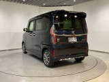 ご納車までの期間ですが、県内のお客様は1、2週間、県外のお客様は2、3週間ほどでご納車が可能となります。但し、書類の状況によっては多少の前後もありますので、その際には何卒ご了承下さい。