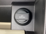 ナビゲーションの横には12V、AC電源(180W)も装備しています。