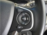 ◆アダプティブクルーズコントロール◆予め設定した車速内でクルマが自動的に加減速。前走車との適切な車間距離を維持しながら追従走行します。【LKAS】車線維持支援システムでステアリング操作を支援。