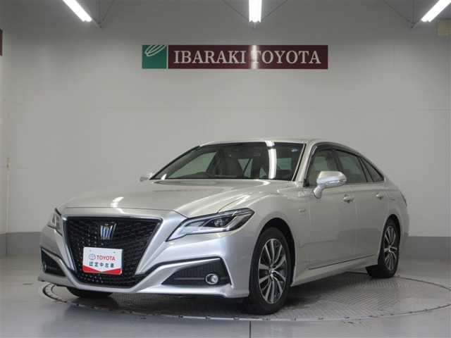 クラウン ハイブリッド 2.5 S Cパッケージ