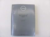 「取扱説明書」「保証書」揃ってます^^お車の操作方法や、トラブル回避方法が記載されているため、意外と役に立ちます。