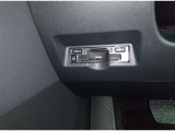 ETC車載器搭載しております。高速道路も料金支払いレーンに並ばず通過でき、とても便利です。ETCカードもお車購入時に入会する事ができます。お気軽にお問い合わせ下さい。