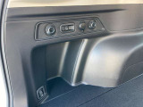 後ろも広々としていますよ!色々な用途でアレンジ出来ちゃいます!! お車によってはフラットになります!