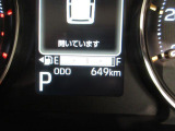 たとえばダイハツのお店にある、たくさんのスマアシ搭載車は、正常に作動する事をしっかり確認します。