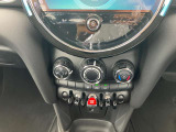 ★万一の状況でも、ハイレベルなサスペンションとブレーキ・システムが安定した挙動をサポートします。