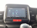 ドライブの必需品。見やすい・使いやすいHonda純正のメモリーナビを搭載。Bluetooth機能もついているのでお持ちのスマートフォンと連携させて、さらに便利に利用が可能です。