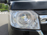 明るいLEDヘッドライトで、夜道も安心して運転して頂けます。