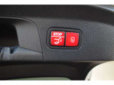 万一の車両トラブルなどが発生した場合でも、お電話一本で、現場での応急処置や、車両のけん引、ドライバーや同乗者の方の移動の手段の手配など、一定の条件にて無料でサポートいたします。