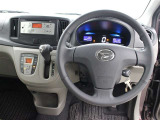 運転席廻りです。