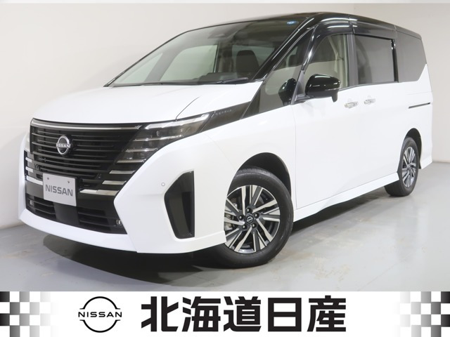 セレナ 1.4 e-4ORCE ハイウェイスターV 4WD 
