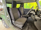 ドライバーによって運転しやすいポジションは異なり、あの車はどうなのか不安なこともありますよね。気になるお車は店頭で乗り込んでご確認いただけます♪