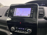日産ディーラーナビ、フルセグTV、DVD再生、ミュージックサーバー、Bluetooth機能が付いておりますので快適にドライブを楽しむ事が出来ます。