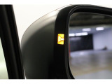 車体後部のセンサーにより、後側方から接近する車を検知する「スバルリヤビークルディテクション」を搭載。