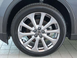 マツダ純正235/50R20インチアルミホイール付きで見た目もグッドデザイン!