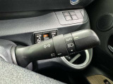 【オートライト】車外の明るさに応じて自動的にライトの点灯・消灯をしてくれます
